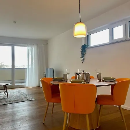 2 I Frei Parken I Balkon