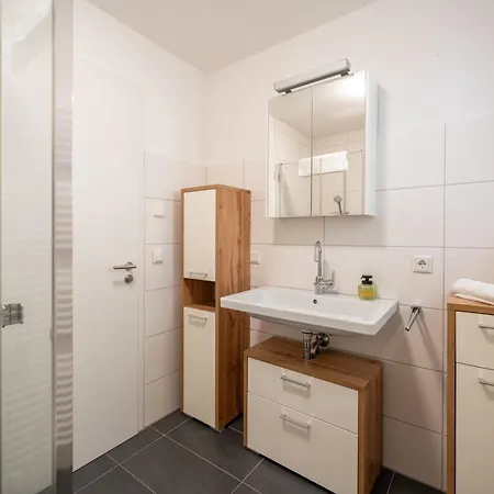 Daire Lahnstay I 2 I Frei Parken I Balkon